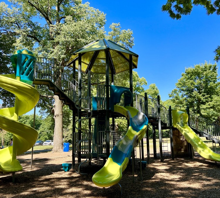 greenwood-park-playground-photo
